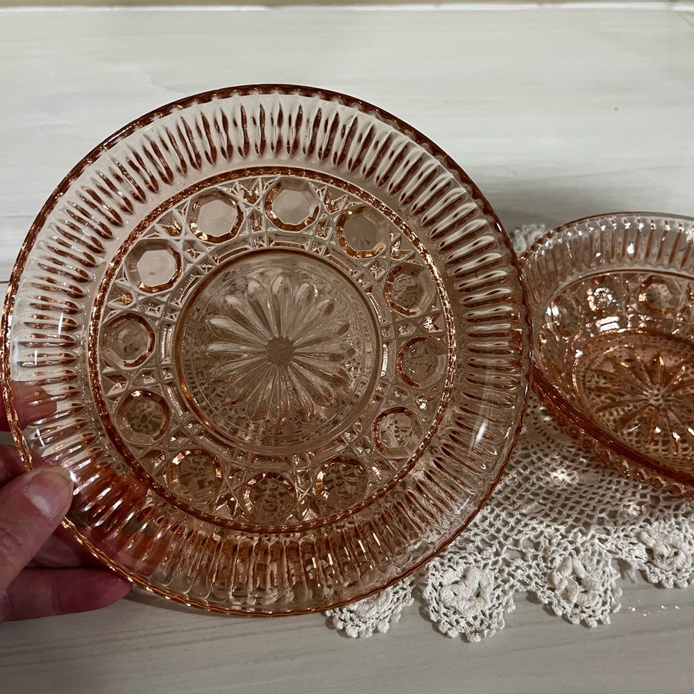 Vintage Pink Depression Glass Daisy and Diamond Bread & Butter plate and bowl